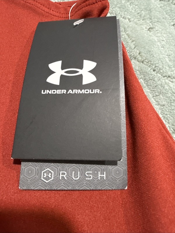 Under Armour Rush Men's Size Medium NWT Tank gallery