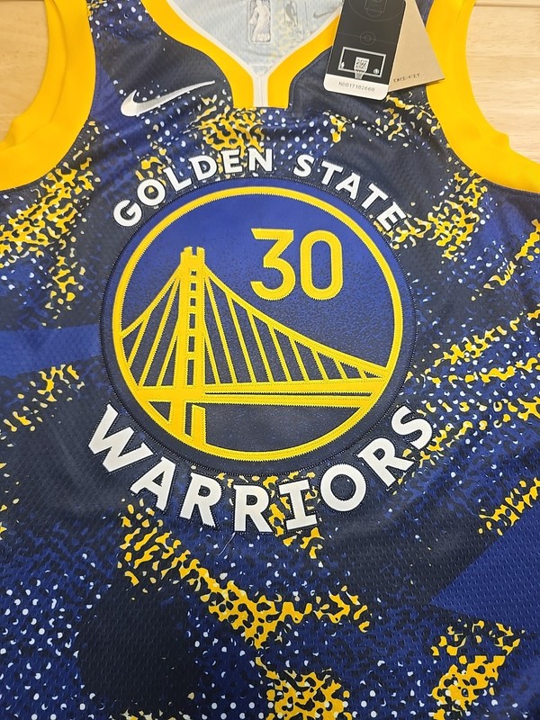Nike GSW Stephen Curry 25/26 Select Series Swingman Jersey Size Medium Men Blue gallery