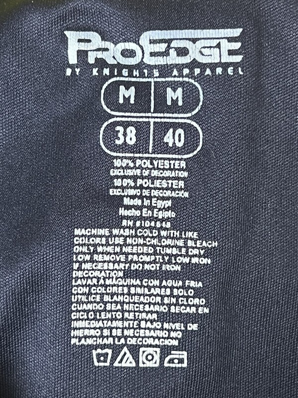 Pro Edge Men’s M Michigan Wolverines Football Short Sleeve T-Shirt gallery