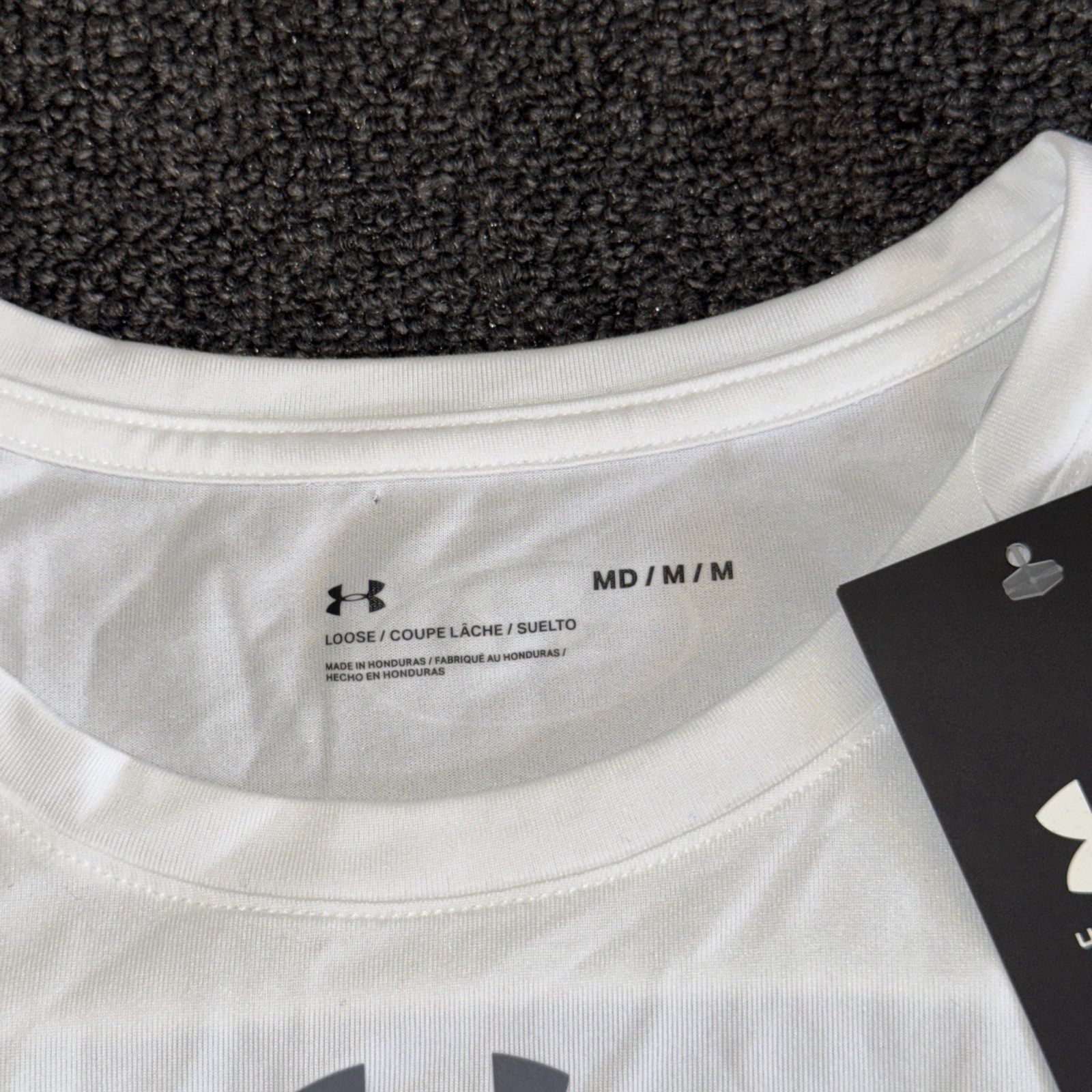 Under Armour Men's Medium Stand With Ukraine Long Sleeve Locker Tee Loose Fit gallery
