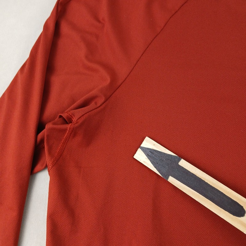 Lululemon Lost In The Hustle Medium Mens Shirt Jersey V Neck Long Sleeve 22x29 gallery