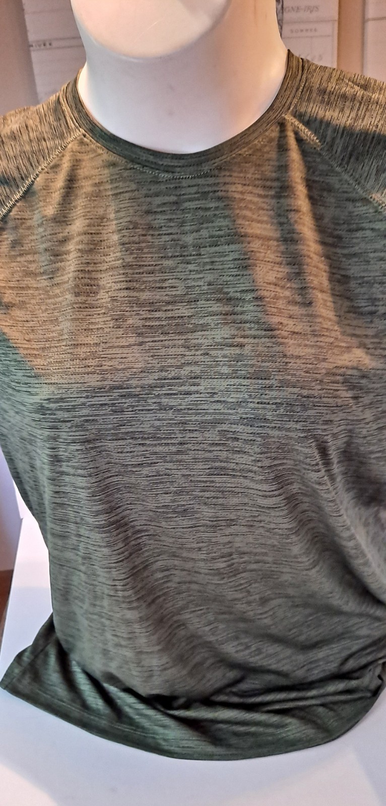 Athletic Activewear Men's Xersion Everair Green Heather LT Sports Tshirt Dry gallery
