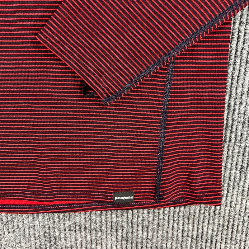 Patagonia Capilene 2 Lightweight Pullover Shirt Mens Large Red Striped 1/4 Zip gallery