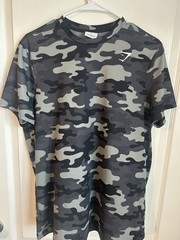 GYMSHARK Men’s Mesh Camo Crew Neck Lightweight T-Shirt Gray Black Size S