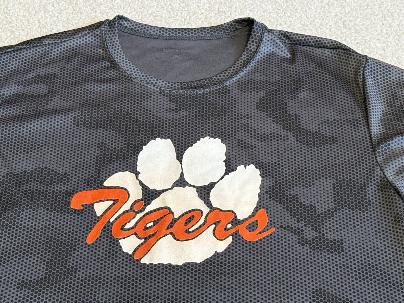 Tigers Athletic Shirt Men’s XL Dri Fit Gray gallery