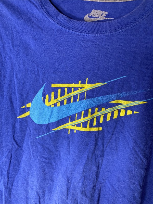 Nike Better World Men's Swoosh T-Shirt L Regular Fit 90s Style gallery