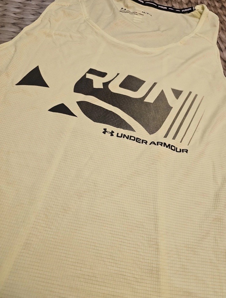 Under Armour Fitted CoolSwitch Run Singlet/Tank, Men’s Large- NWT gallery