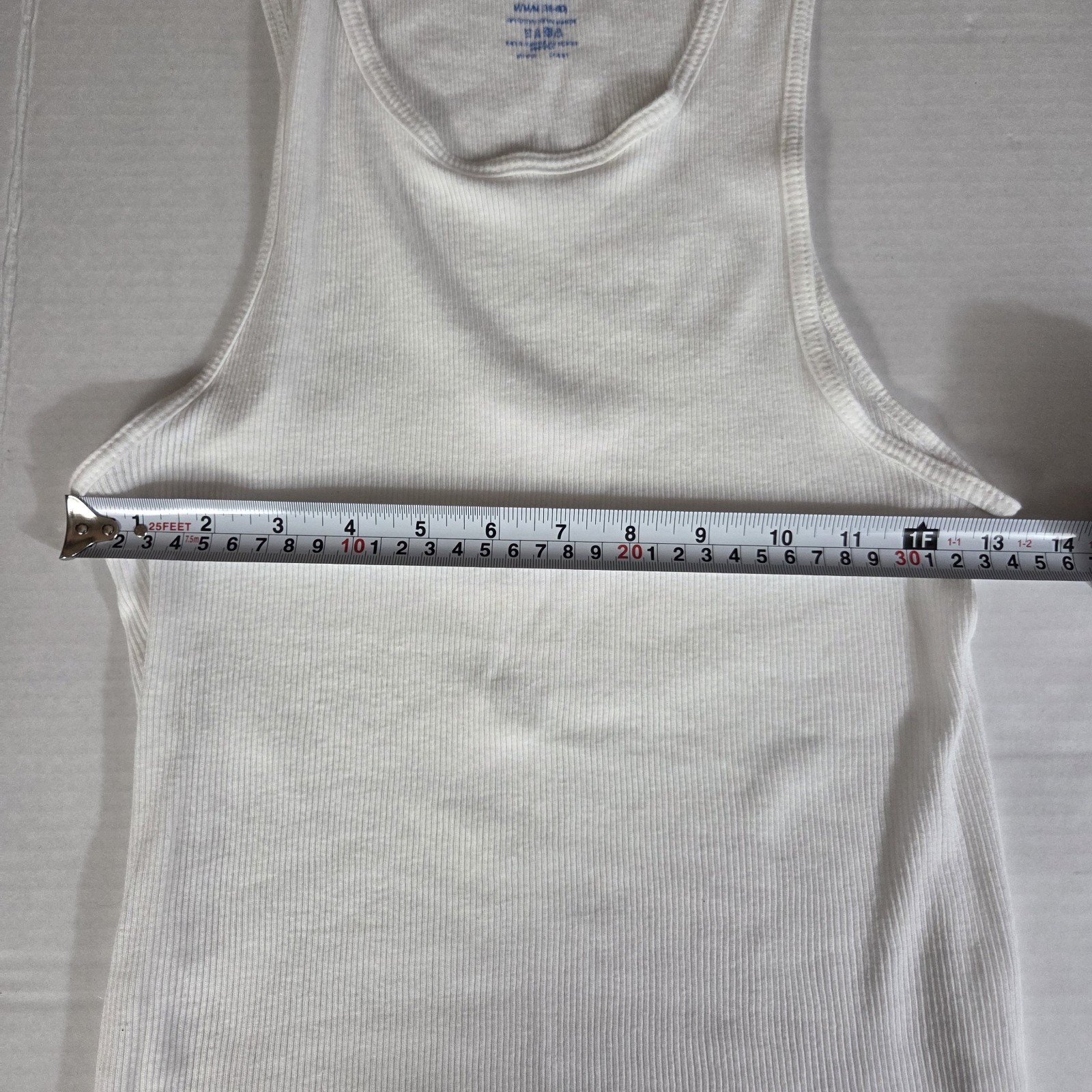 Gildan Ribbed Tank Top Mens Medium White -Long -Slim Fit -Tagless gallery