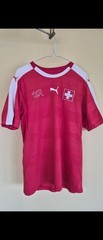 Puma Switzerland National Soccer Team Jersey Size L (fits like M)