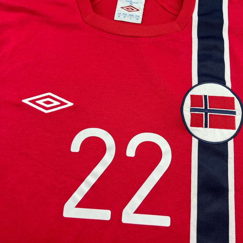 Norway 2012 2013 Home Mens Football Jersey Medium Umbro Camiseta Shirt gallery