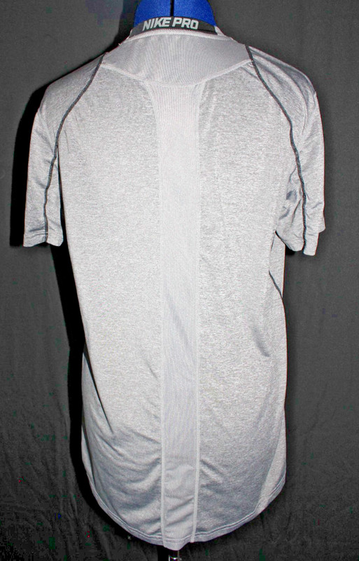 Nike Pro Vented Fitted Dri-FIT Training Shirt 703104-091 Mens Size M gallery