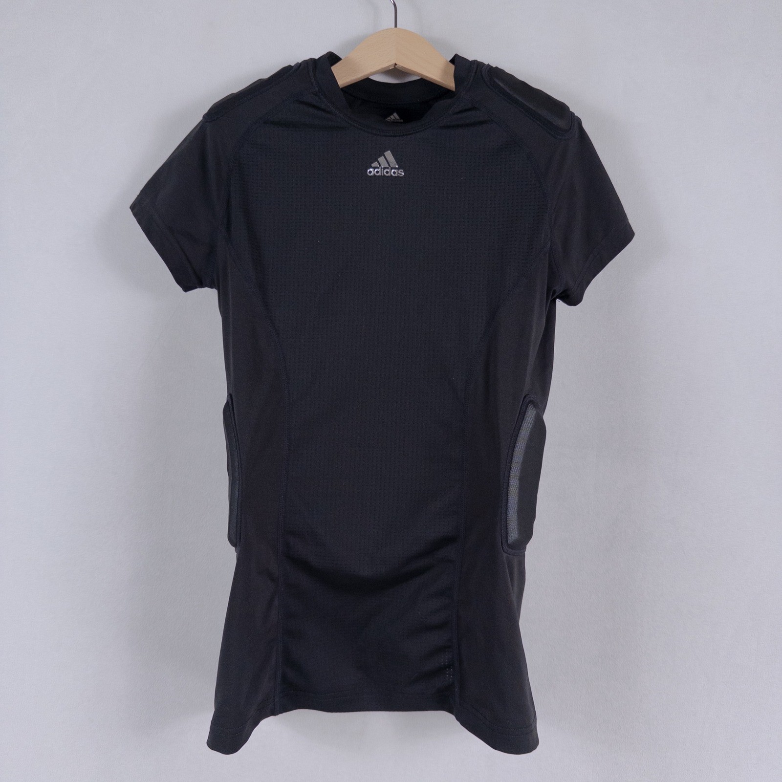 Adidas Climacool Compression T-Shirt Youth Boys XL Black Padded Football gallery