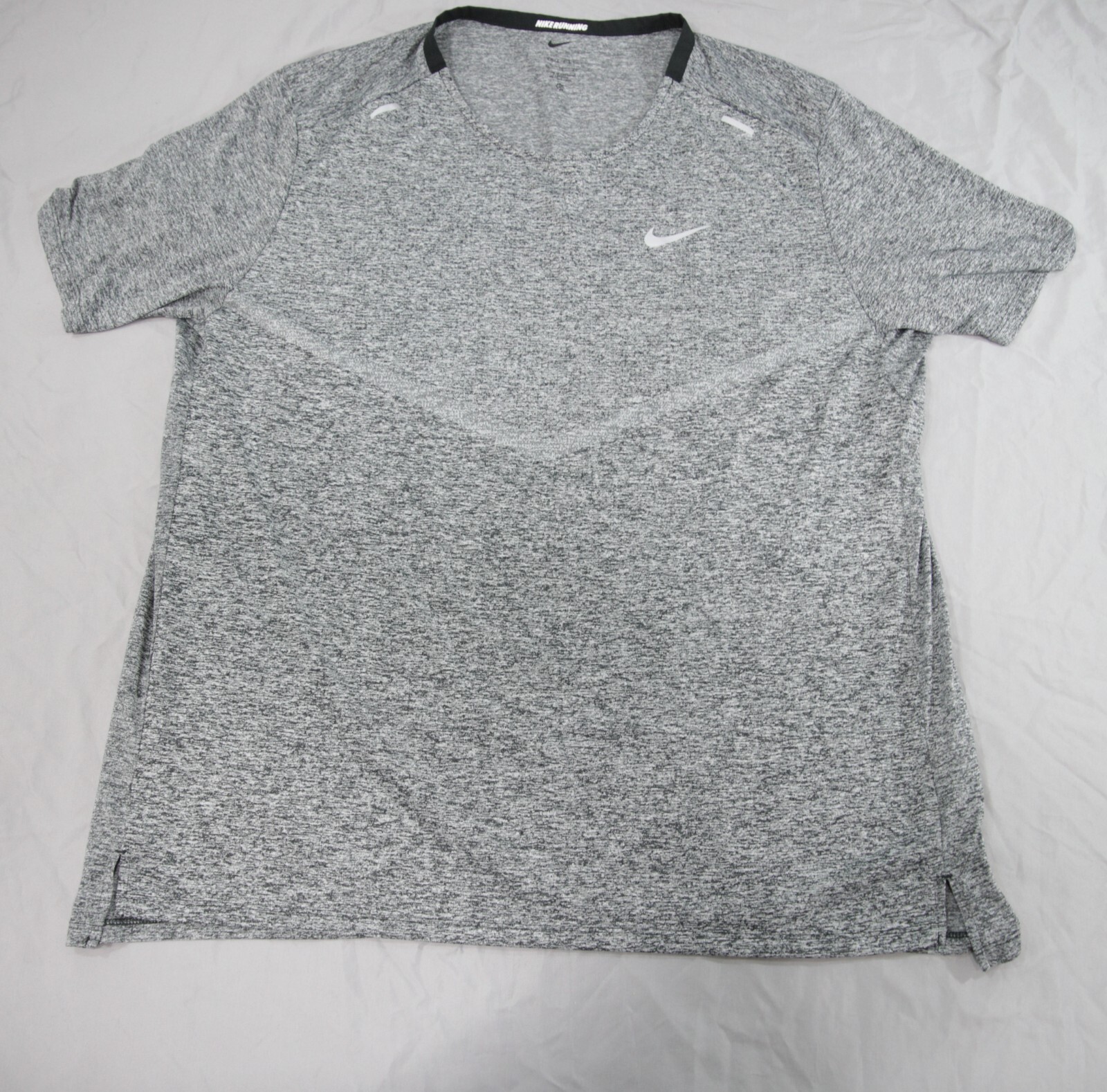 Nike Shirt Mens Extra Large Gray DRI-FIT Running Short Sleeve Active Wear Top gallery