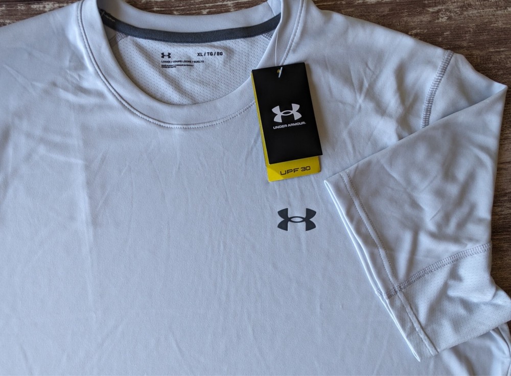 NEW Under Armour UA Men XL Drift Tide Knit Loose Short Sleeve T-Shirt light gray
