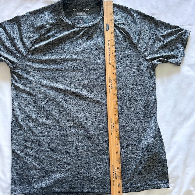 Under Armour Sports Tee Mens Medium Gray Athletic gallery