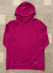 Men’s Size M Nike Yoga Dri-FIT Hoodie Pullover Top Shirt Berry Pink DQ6699-549