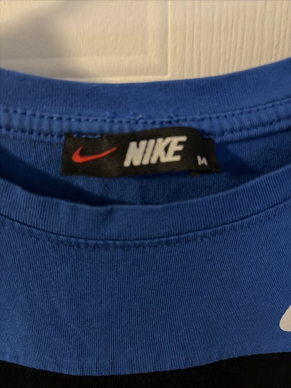 Nike Air men’s Medium Color Block Tee gallery