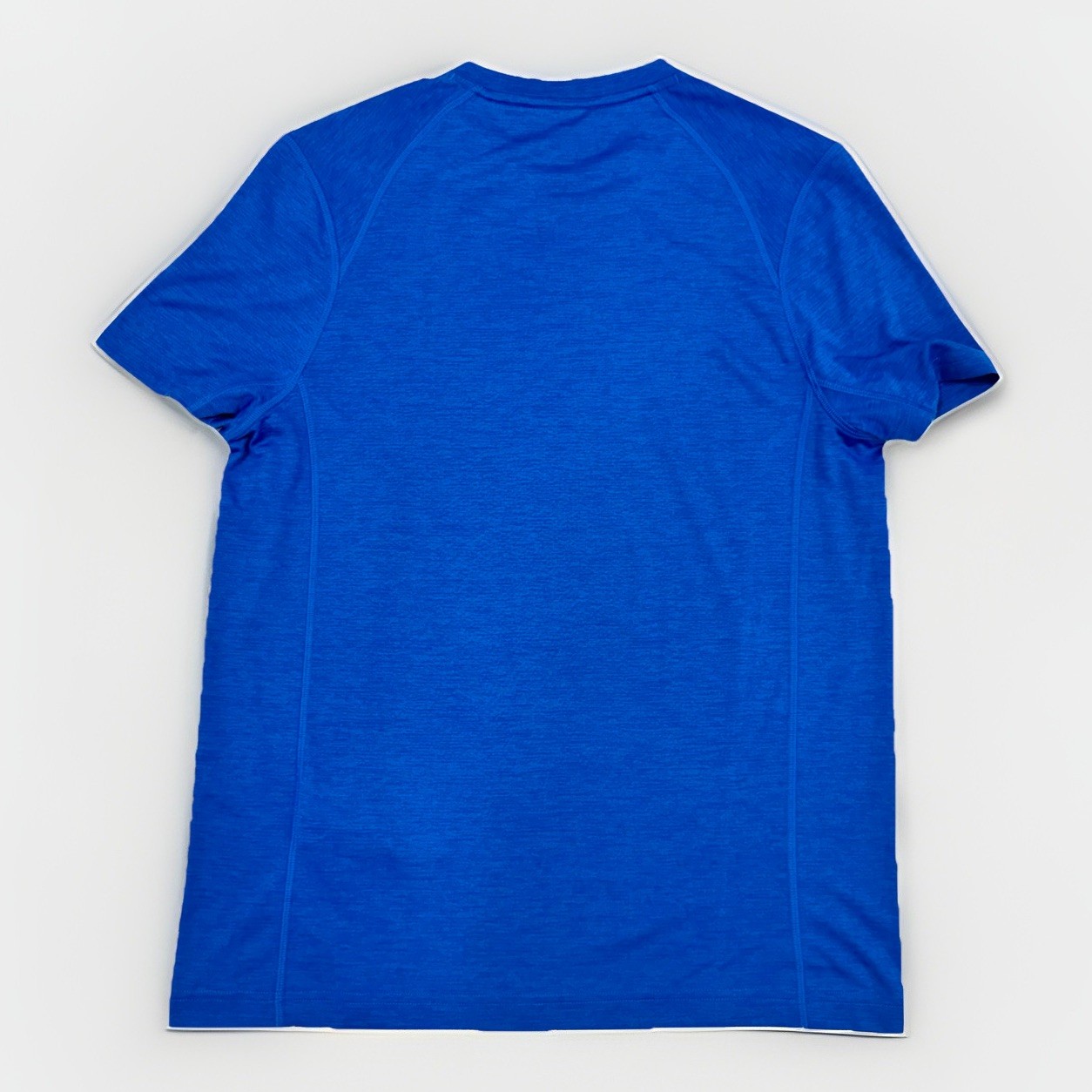UCLA Bruins Under Armour Shirt Men’s Small Loose Fit Heat Gear gallery