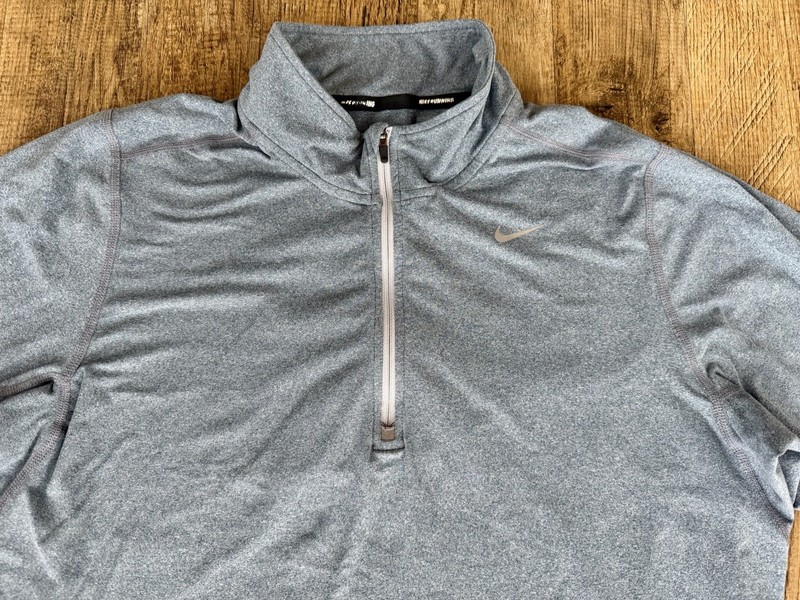 Nike Running Jacket Mens Medium Blue Active Thumb Holes 1/4 Zip Dri Fit Element gallery