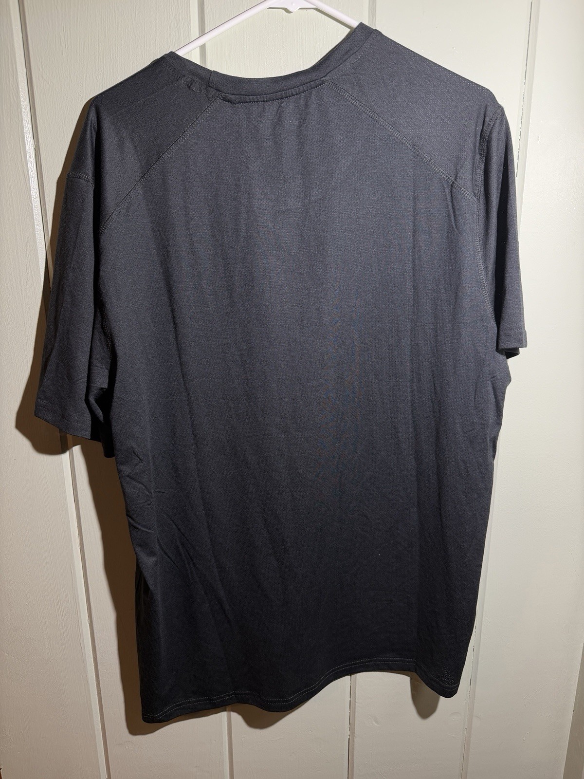 Eddie Bauer EB Motion Men's XL Gray Breathable Polyester Crew Tee Shirt gallery