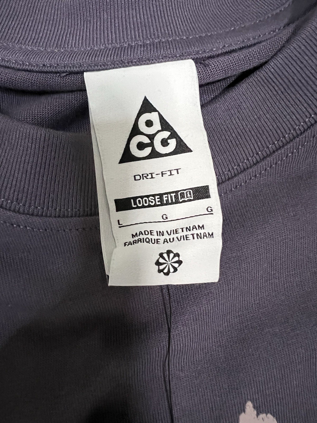 Large Nike ACG Dri-Fit Frontier Loose T-shirt ‘Dark Raisin’ FZ6702-573 NWT gallery