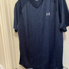 Under Armour dark blue shirt sz Large sportswear unisex worn once loose fit Gym