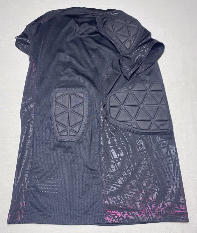 Men's ADIDAS TechFit ClimaCool Breathable Padded Football Shirt Size LARGE Black gallery