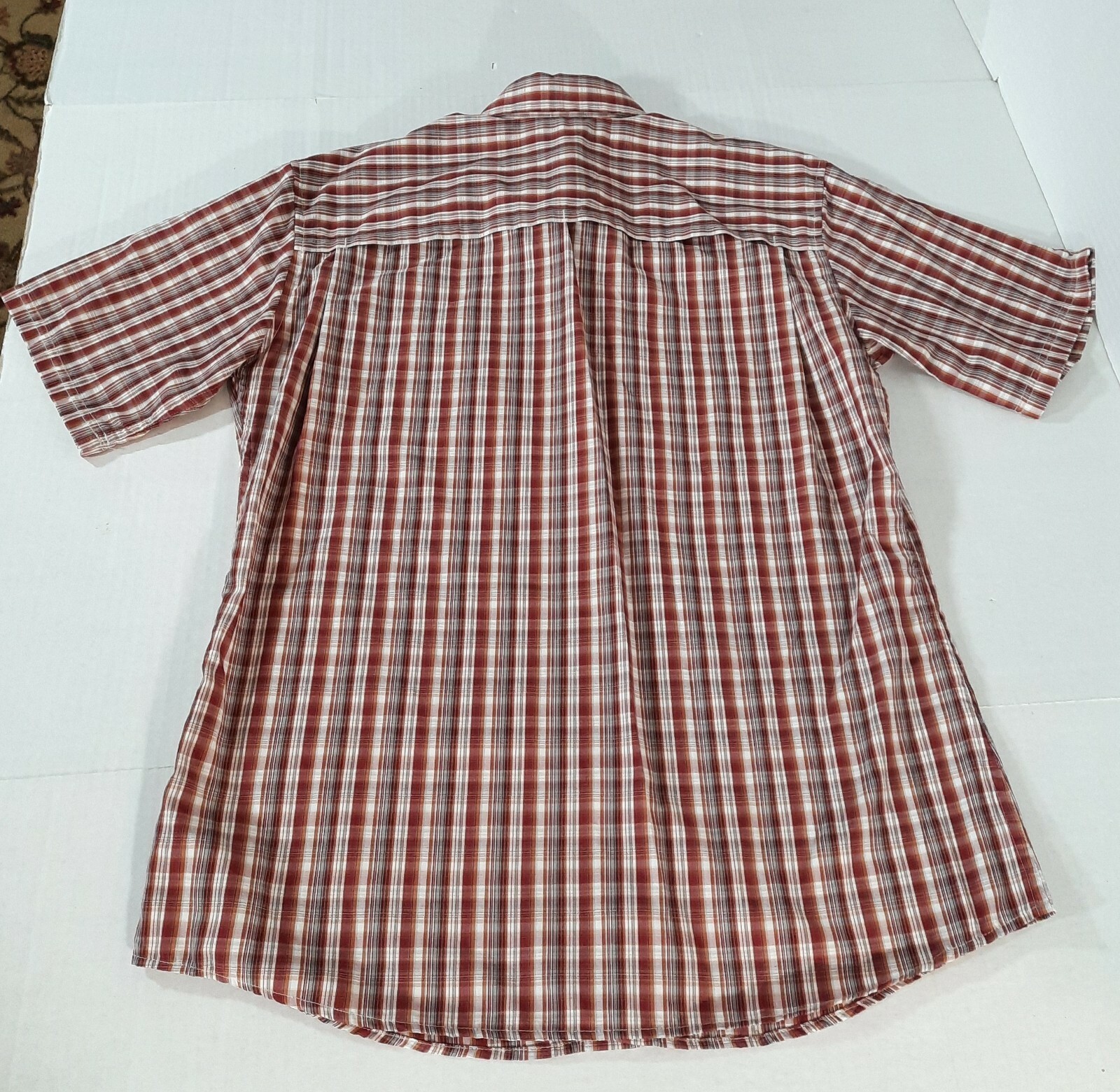 Eddie Bauer SS Plaid Vented Poly Blend Hiking Shirt Pockets Logo Men M Red White gallery