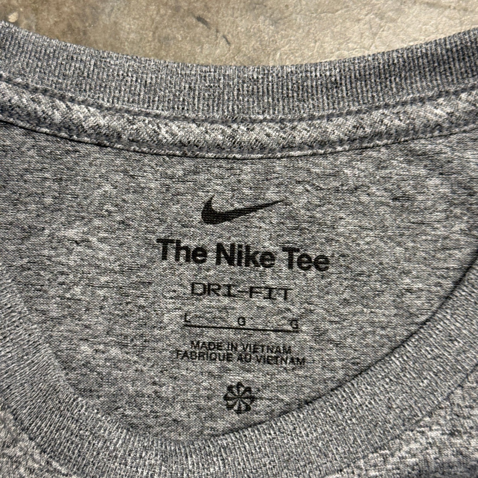 Nike Mens Dri-FIT Heathered Grey Short Sleeve Training T-Shirt Large 2549 gallery
