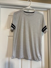 Old Navy Active Wear Gray with Black Stripes Men’s T Shirt Size Small, Size S