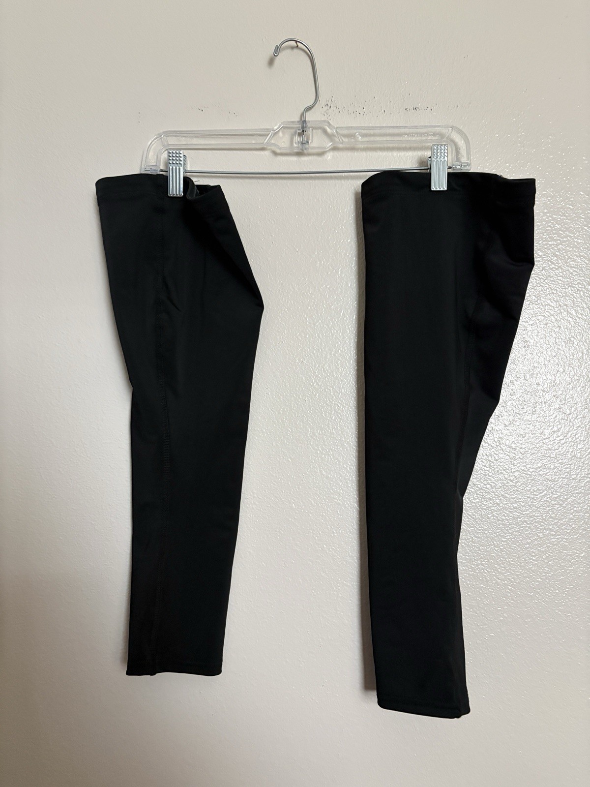 Black Men's Performance Leg Sleeves Tough Outdoors Compression Sleeves Size XL gallery