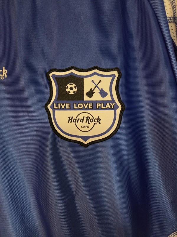 Hard Rock Cafe Shirt Mens XL Blue 71 Live Love Play Soccer Flag Jersey Graphic gallery