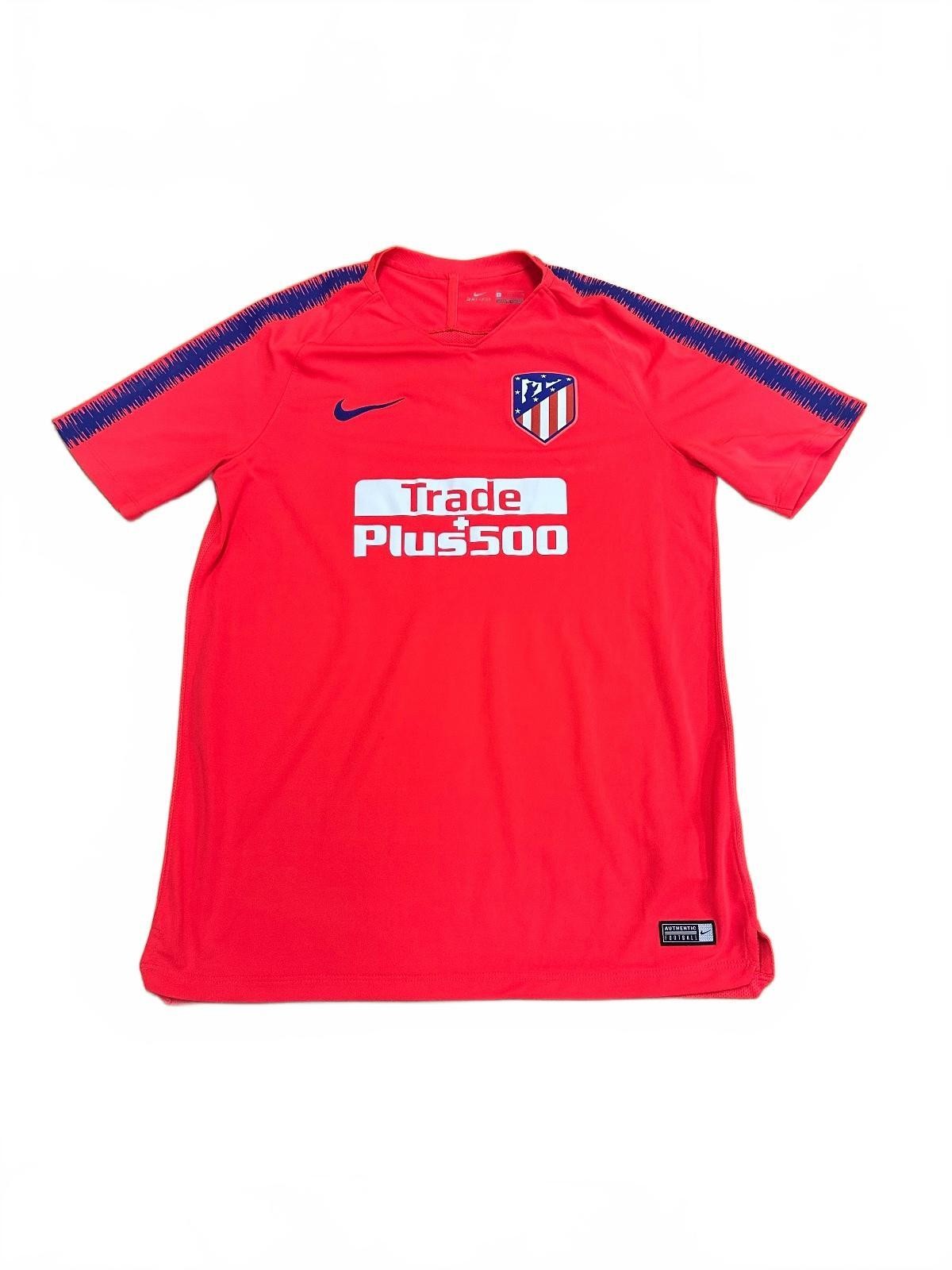 Nike Atletico Madrid Red Dri-FIT Football training shirt Size L gallery