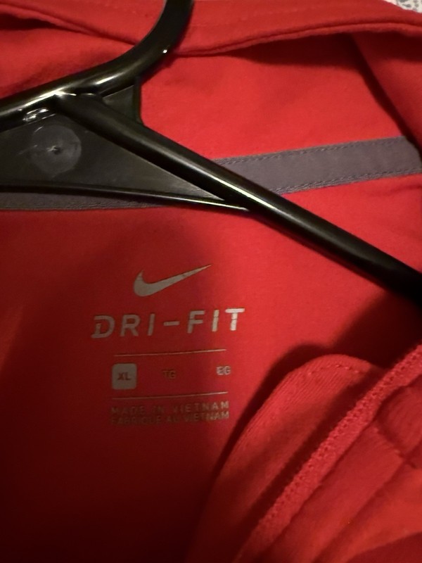 Red Nike Dri-FIT Element 1/2-Zip Top Size XL gallery