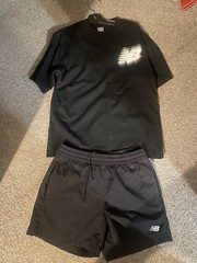 Men’s New Balance T-Shirt and Short set Medium- Black-!