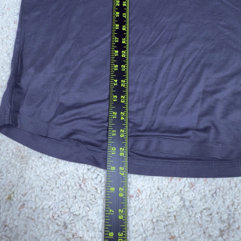 Being Human 27/12 Athleisure Mens Athletic Gray Size XL Extreme Performance Top gallery