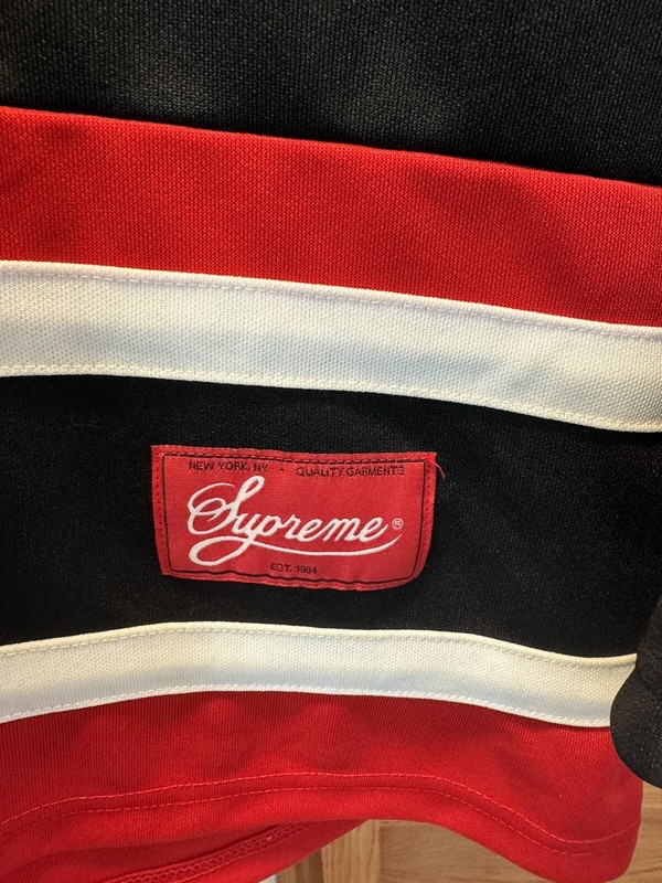 Supreme Scarface Hockey Jersey Tony Montana 83 Size XL gallery