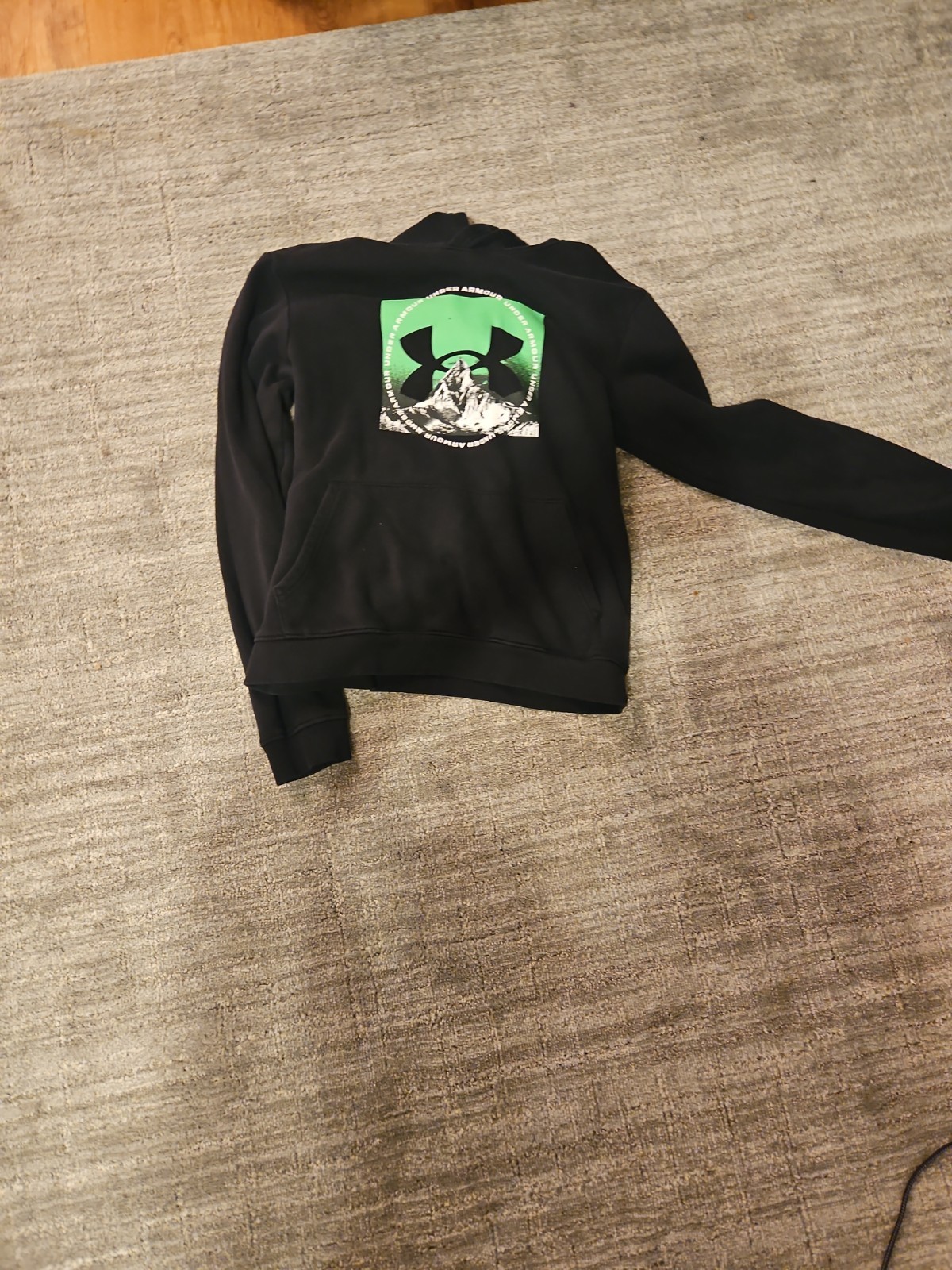 UNDER ARMOUR Youth XL (YXL) Athletic Lot Of 4 Hoodies gallery