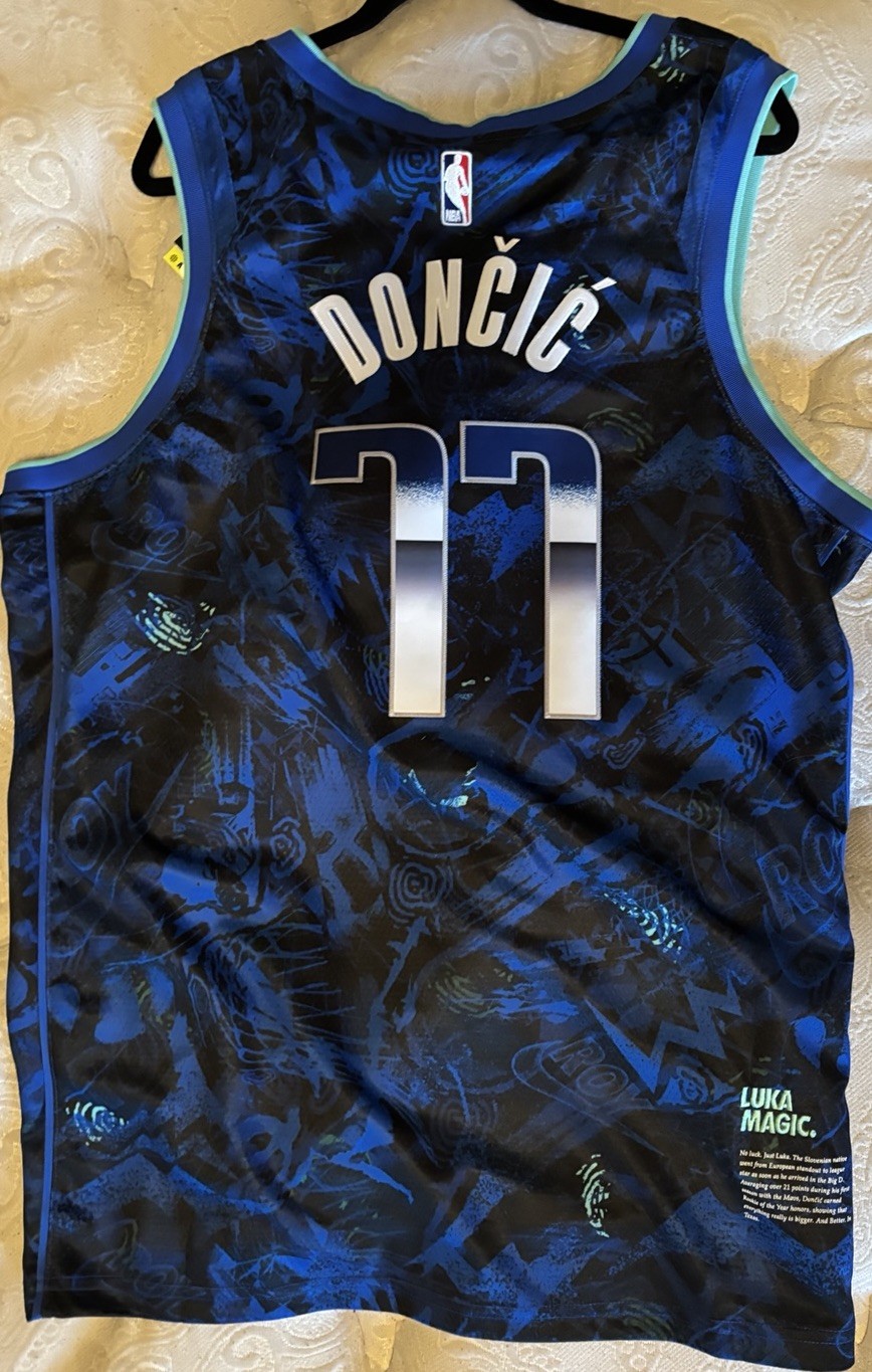 Nike Luka Doncic Authentic Dallas Mavericks Rookie Of The Year Jersey 2XL gallery