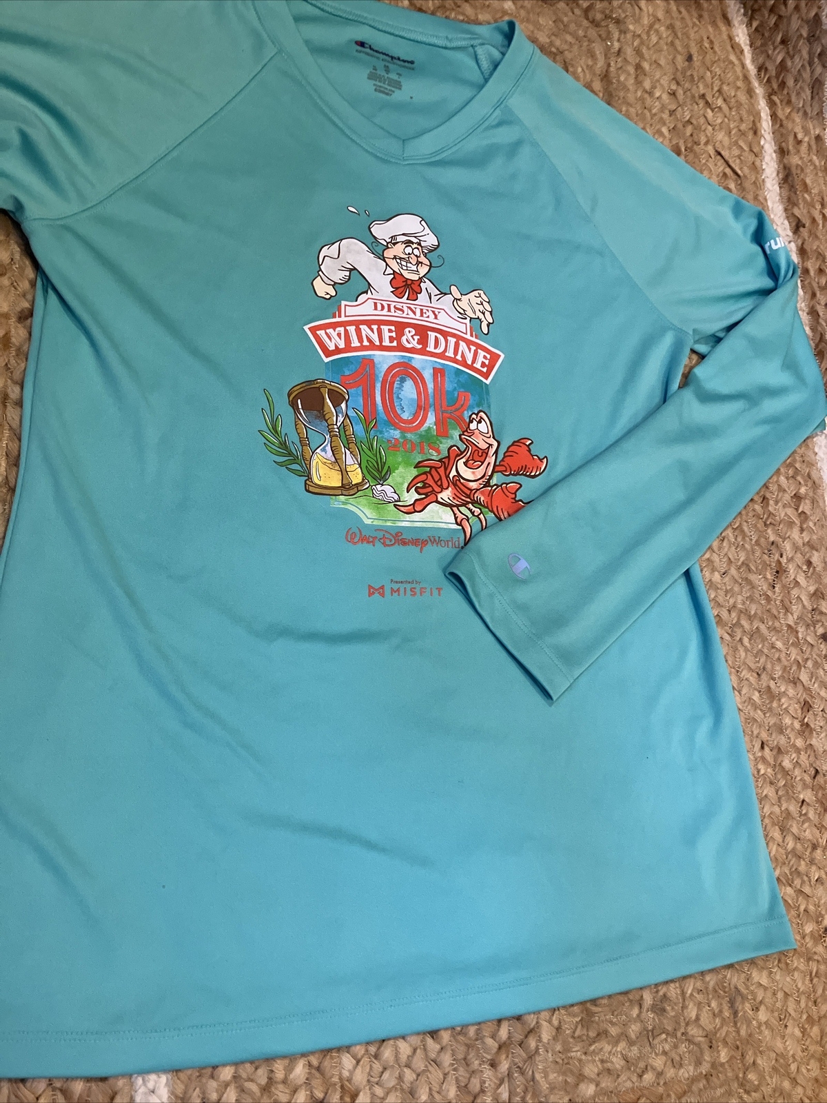 Champion Disney Wine & Dine 10K 2018 Performance Shirt Teal Mens Medium L/S gallery