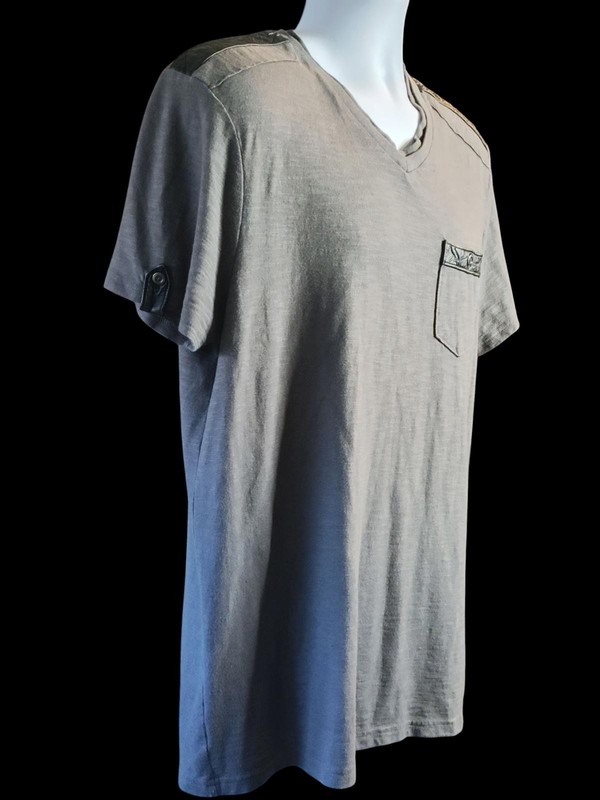Rock & Republic Men's Gray V-Neck Activewear T-Shirt gallery