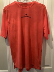 Mens Under Armour Shirt – Large – Salmon Pink – Short Sleeve