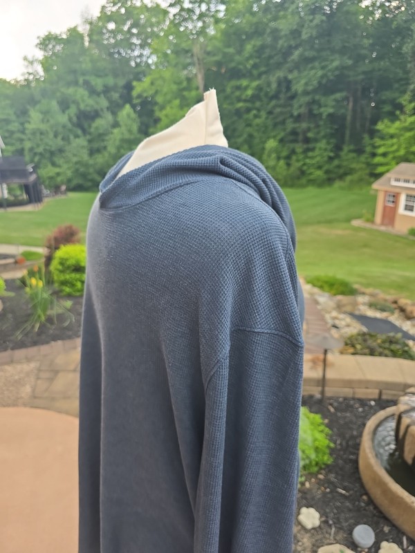 NWT LULULEMON License To Train LS Hoodie Top Men's XXL STLB Steel Blue gallery
