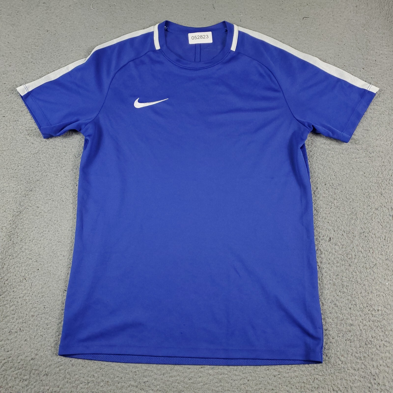 Nike T Shirt Mens Size Medium Blue Swoosh Training Active Short Sleeve* gallery