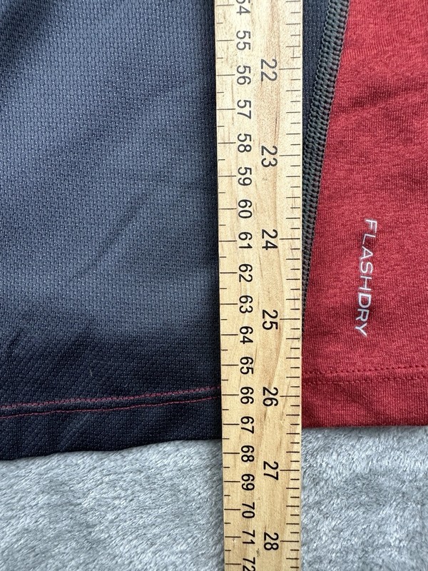 The North Face Mens Size M Red Flash-Dry Short Sleeve Crew Neck Shirt Tee gallery