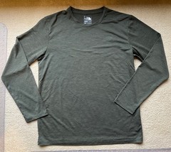 North Face Dark Olive Flash Dry Long Sleeve Activewear Medium