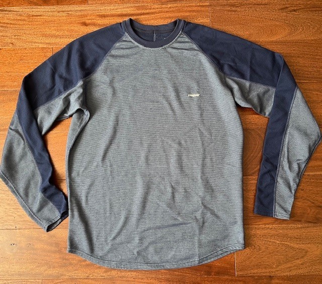 Patagonia Men's Capilene Crew Long Sleeve Shirt Blue Size M