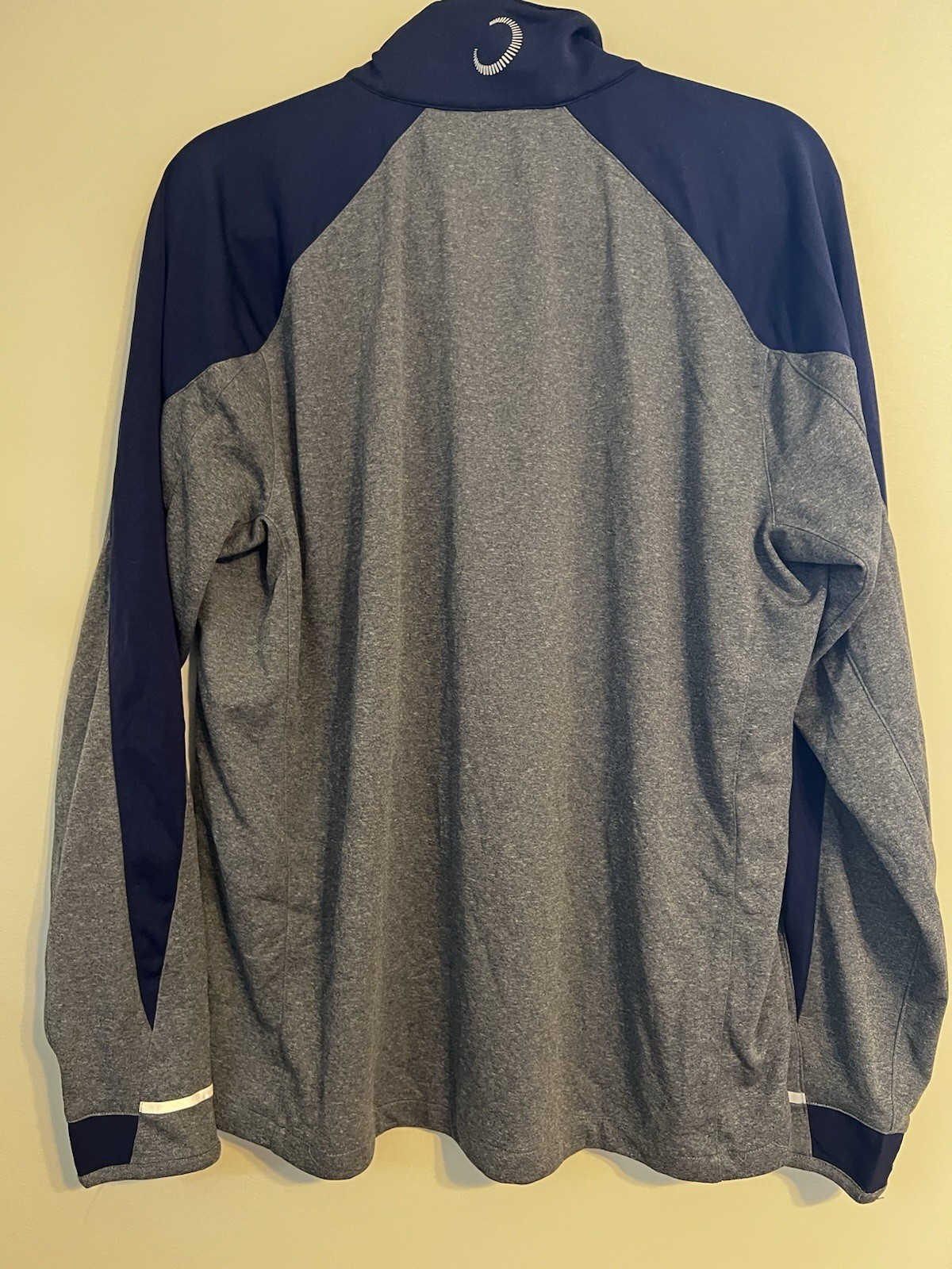 Zero Restriction Men’s Active Pullover US Open Large gallery