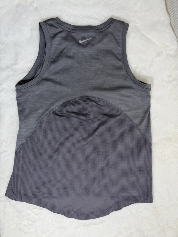 Nike Running Dri-FIT Gray Tank Top Mesh Panel Sleeveless Women’s XS AJ8102 gallery