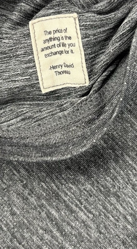 Vuori Men’s Performance Tee Front Pocket Heather Gray Size Large gallery